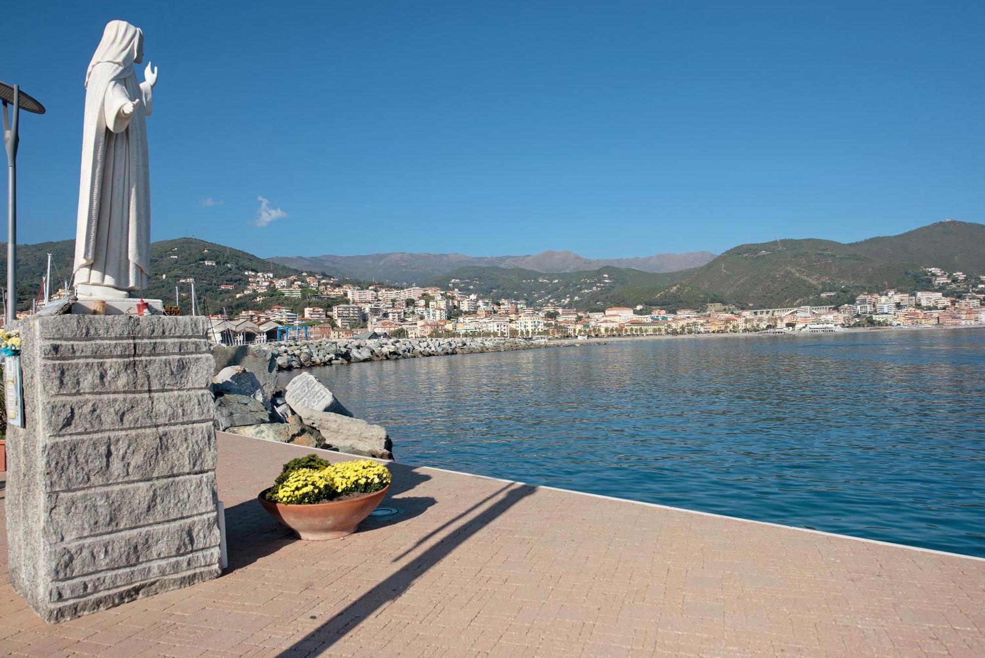 Casa Marincanto Вараце Екстериор снимка